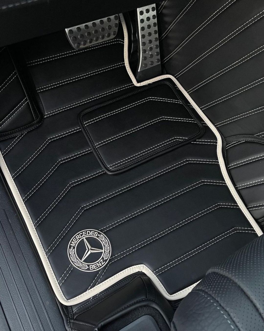 Starlight Noir - Image 2